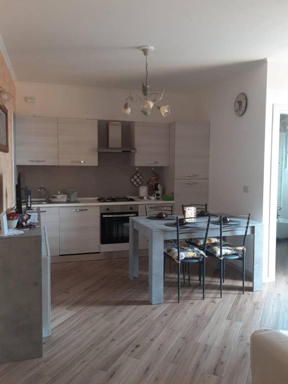 Casa Gemma Lägenhet Gravedona Exteriör bild
